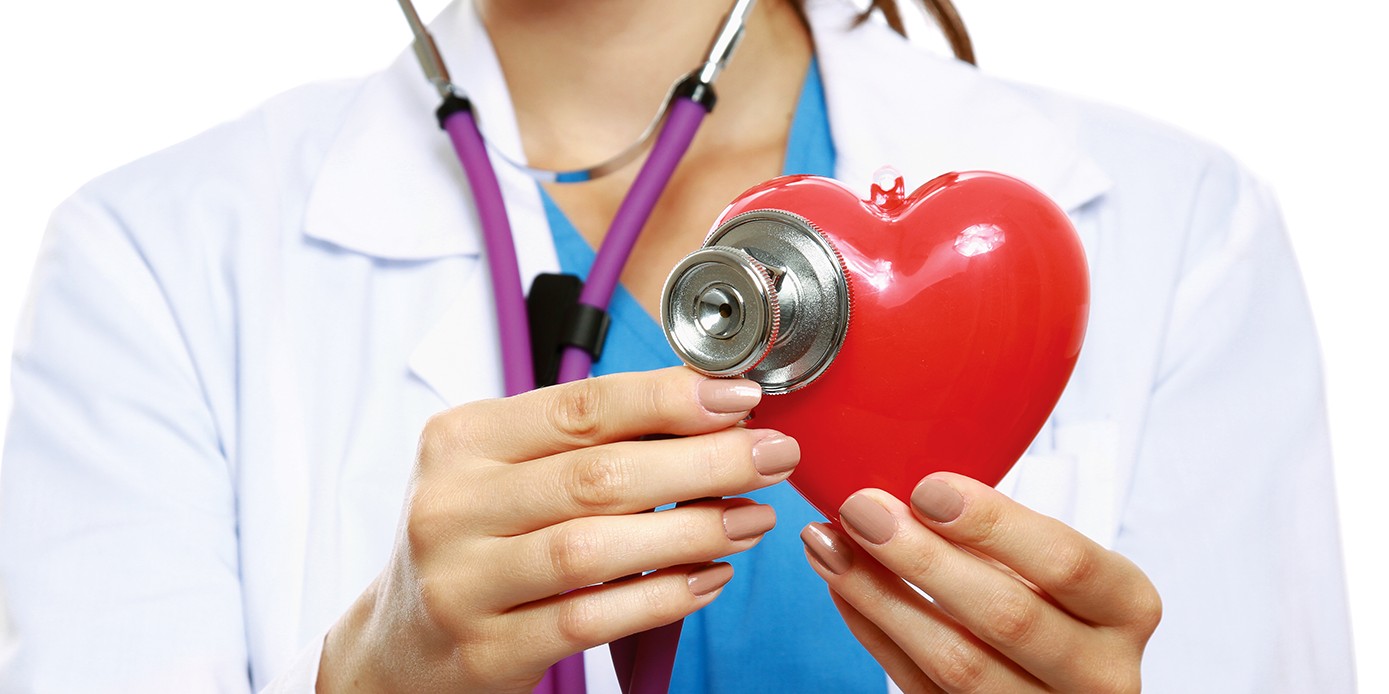 Врач сосудистой системы. Кардиолог. Обследование сердца. Пациенты с сердечно-сосудистыми заболеваниями.