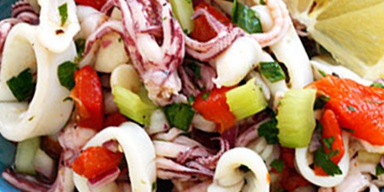 Salata od lignji pomaže kod glavobolja (recept za pripremu)