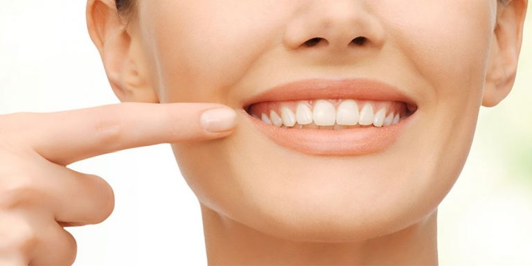 Da li lečiti zub ili ugraditi implant?