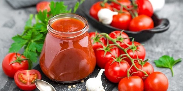 Paradajz: jača imunitet i organizam štiti od infekcija i prehlade (Recept za sok bez konzervansa)