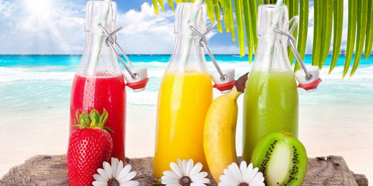 Smoothie sa jagodama, bananama i kivijem za zdrav početak dana (RECEPTI)