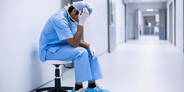 DOKTOR U SUZAMA: “Danas sam porodio jednu trudnicu, a ovo mi je najtužniji dan u životu”