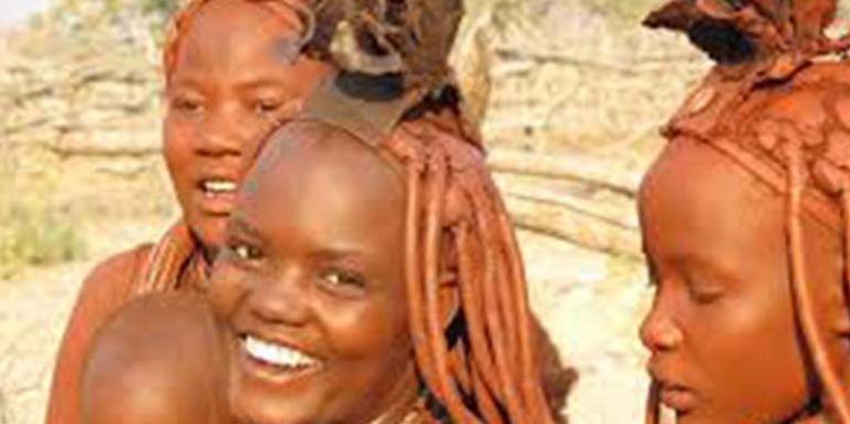 HIMBA – Pleme u kome bolest leče pesmom a deca biraju roditelje