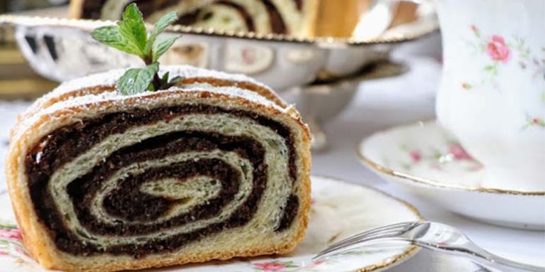 Slatka štrudla od ludog testa (recept)