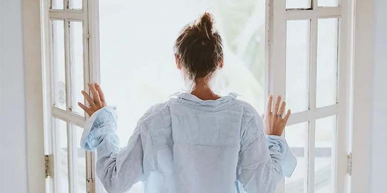 Izbacite bolest kroz prozor- kao što su kašalj, glavobolja, kijanje, vrtoglavica, osećaj umora, bolesti pluća
