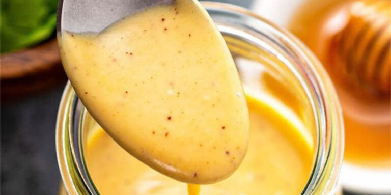 Ruski narodni melem koji olakšava bolove u leđima, ramenima, laktovima, kolenima…  (recept)