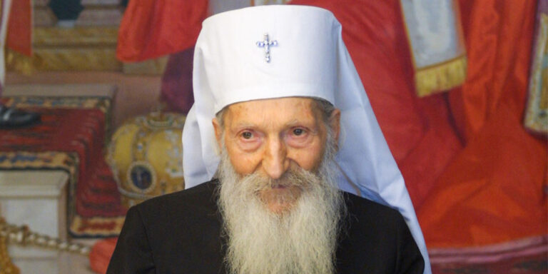 Patrijarh Pavle: Ima velike sirotinje među našom decom, kojoj, sem para, roditelji nisu ništa dali!