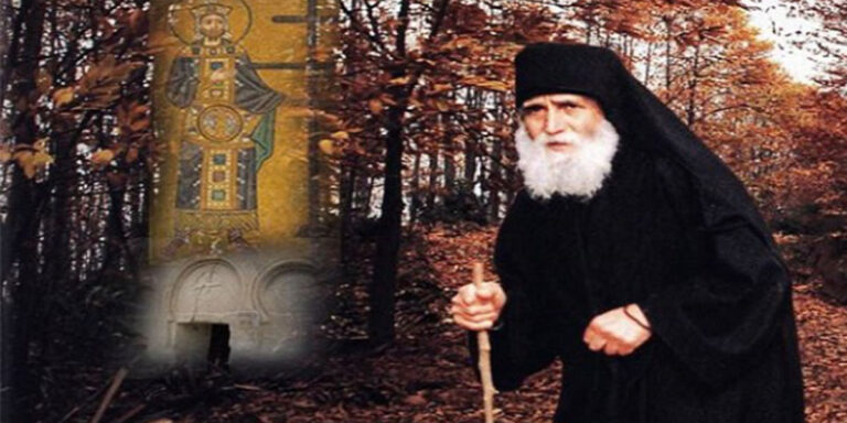 Starac Pajsije Svetogorac: Evo šta nam spremaju mračne sile!