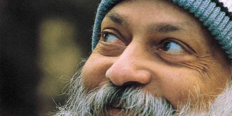 Osho: Da bi ozdravila, ljudskoj duši je potrebna ljubav – Zagrljaj je najveća moguća terapija